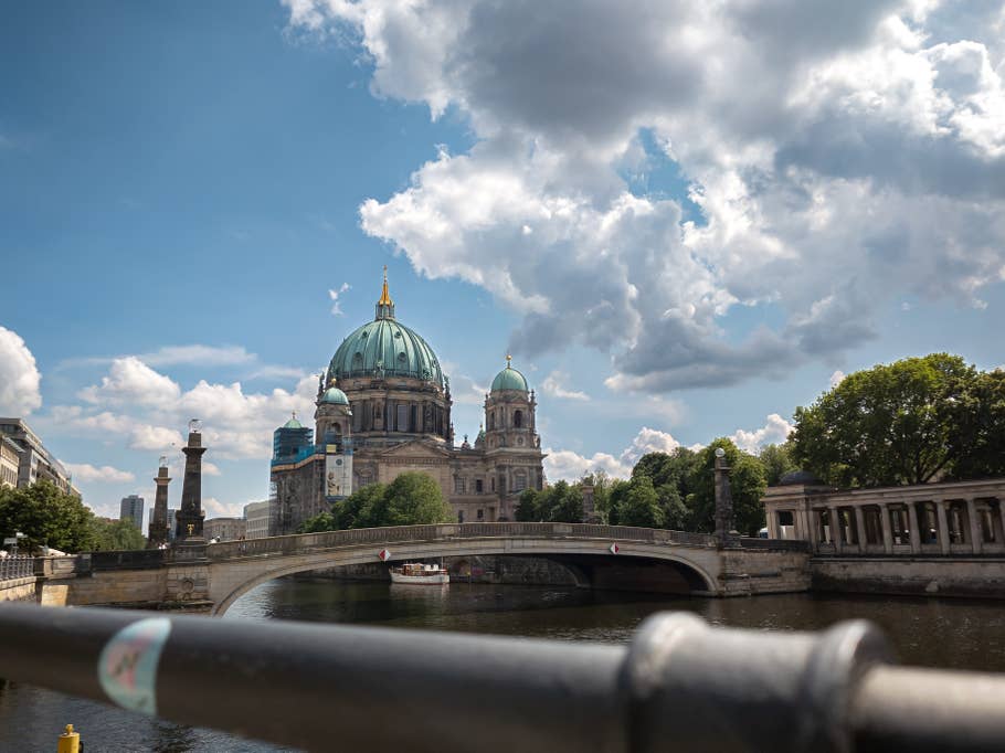 Xperia 1 Mark V Photos RAW