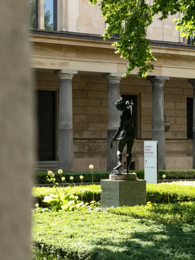 Xperia 1 Mark V Photos RAW