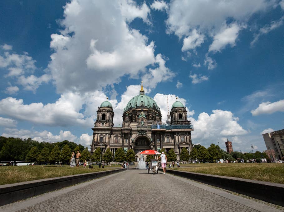 Xperia 1 Mark V Photos RAW