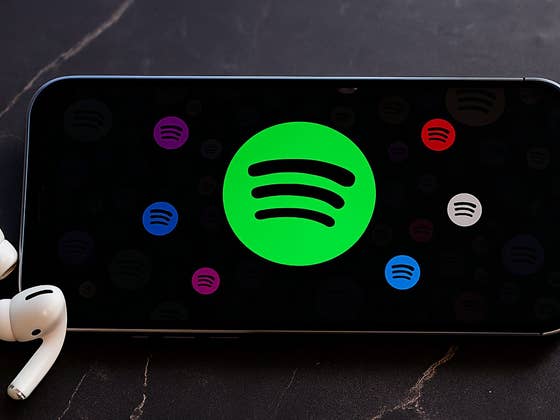Quelque chose a changé chez Spotify, et les utilisateurs sans abonnement adorent
