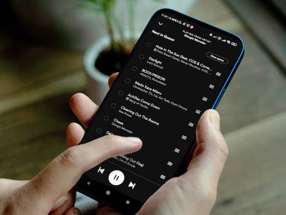 Spotify: Comment utiliser les files d’attente pour créer des mix personnalisés