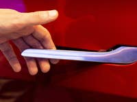 tesla 3 voiture connectee