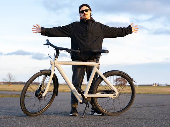 Test du VanMoof S5: Un v&eacute;lo &eacute;lectrique &agrave; 3000 euros chic et efficace