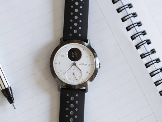 Intelligence et élégance : notre sélection des meilleures montres hybrides