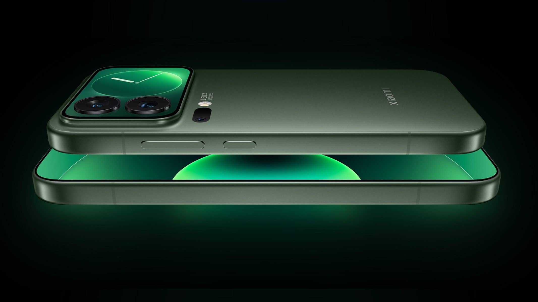 Un smartphone Xiaomi 17 Pro Max en vert vu de côté avec un design épuré.