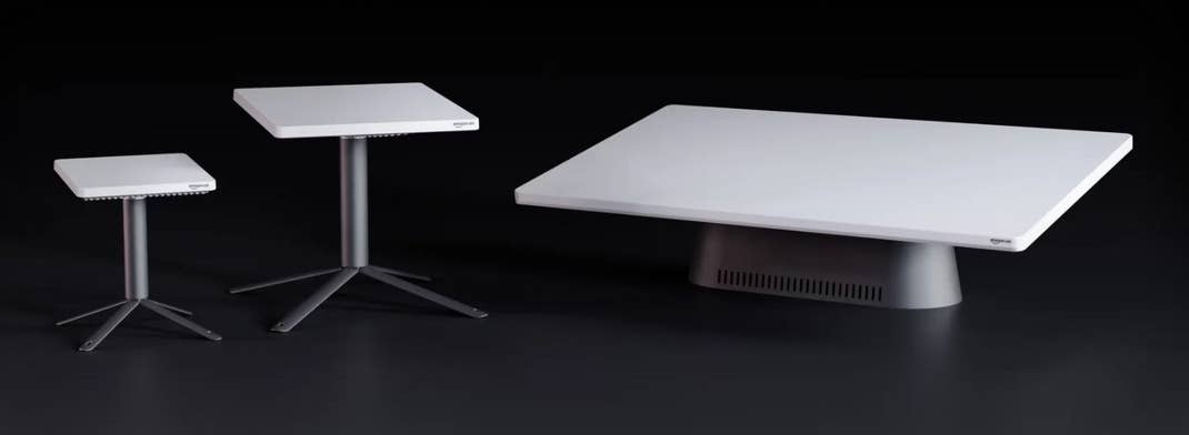 Drei verschiedene Antennen für Amazon Leo