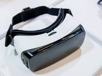androdipit-samsung-gear-vr.jpg