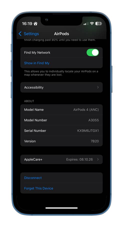 Écran des paramètres pour les AirPods 4 avec détails du modèle et du numéro de série.