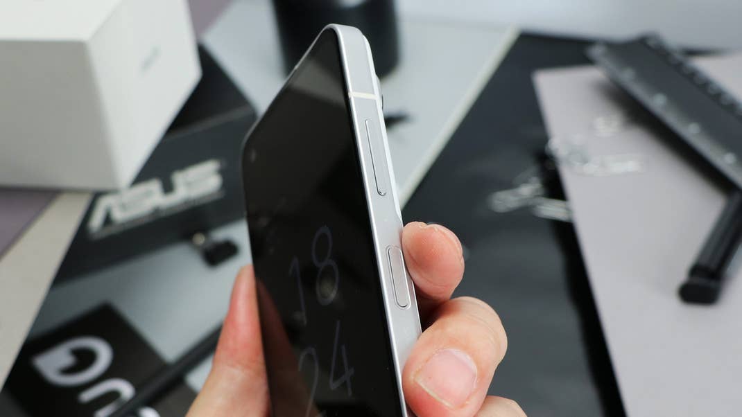 Asus Zenfone 10 Asus Zenfone 10