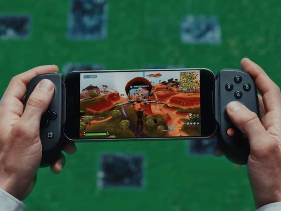 Backbone Pro: Une manette Bluetooth pour jouer à presque tout presque partout