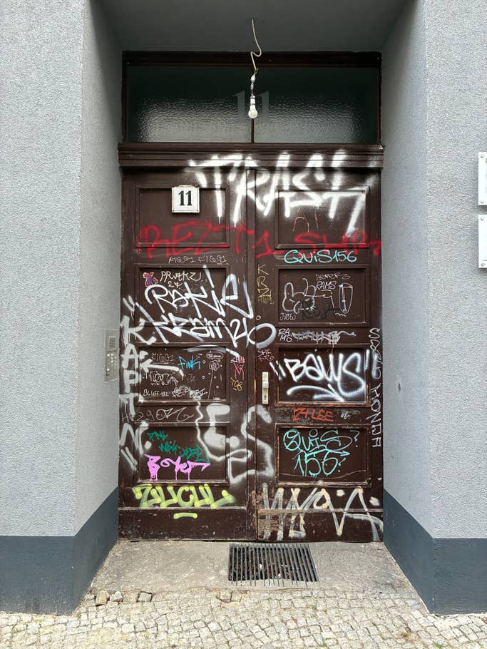 Photo en plein jour avec lu0027Apple iPhone 16e - appareil photo principal 1x