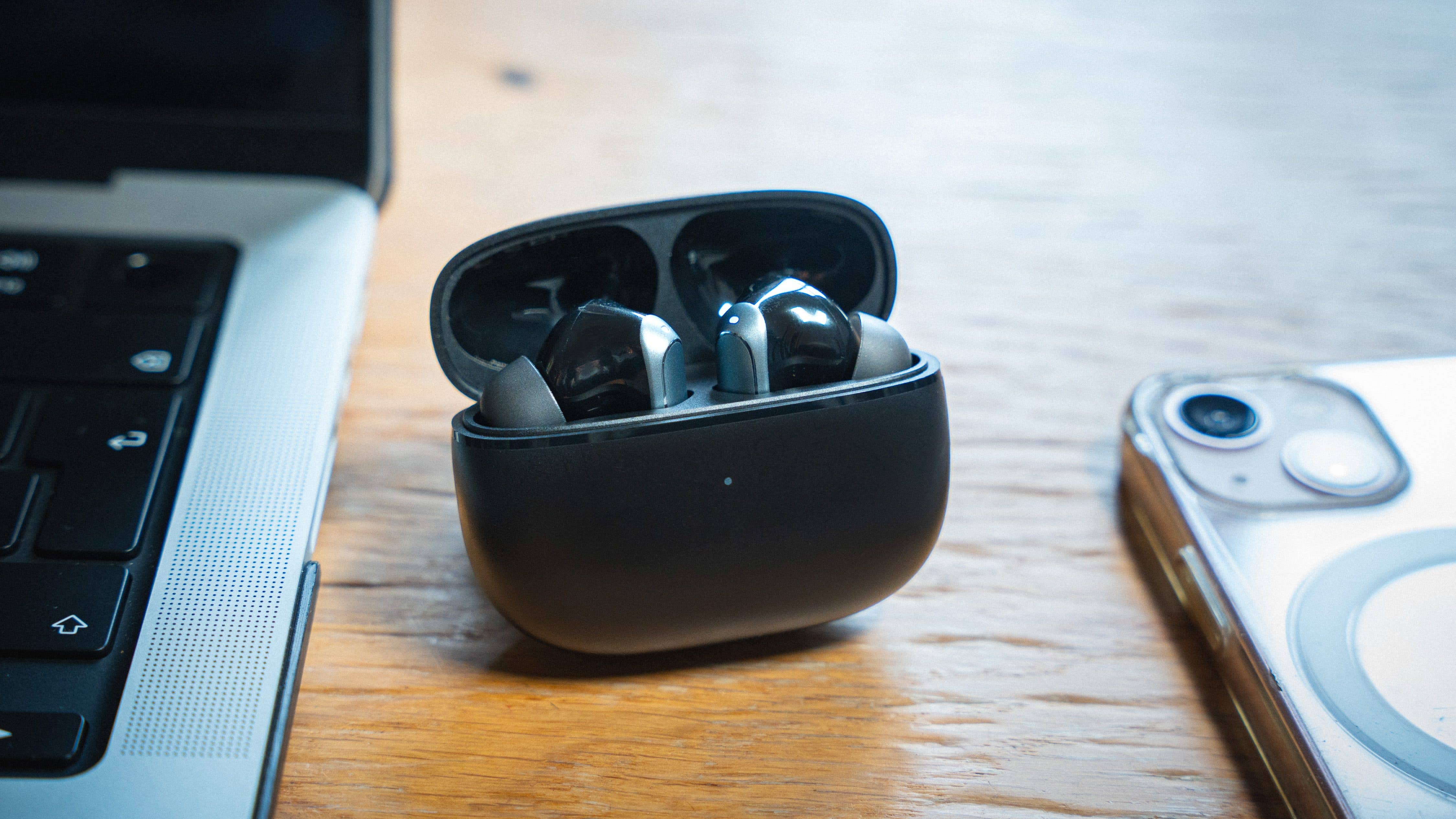 Les Air 2 dans leur boîtier