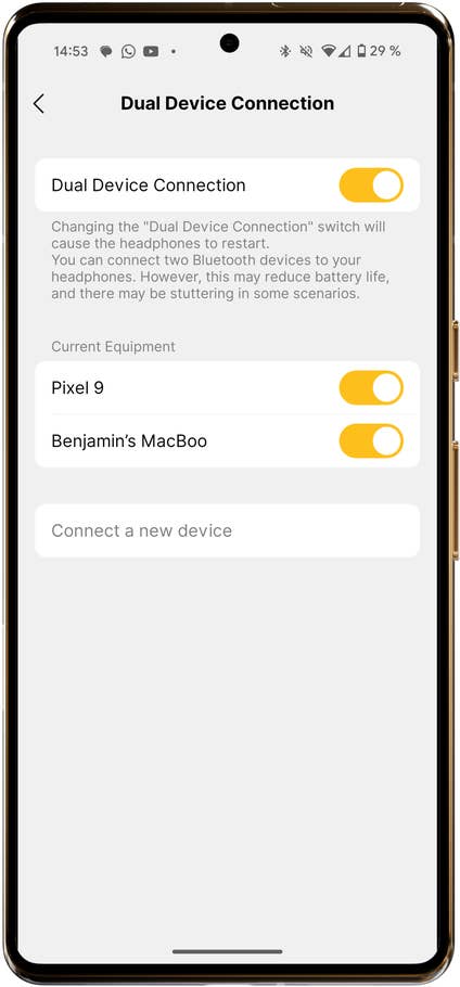 Écran de paramètres montrant la connexion à deux appareils pour les écouteurs EarFun Tune Pro.