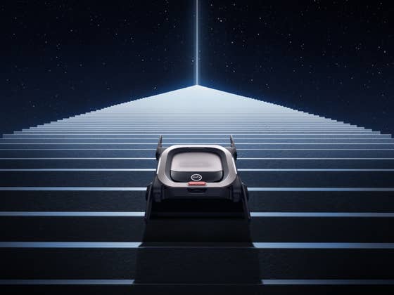 Le premier en son genre : cet aspirateur robot grimpe les escaliers !