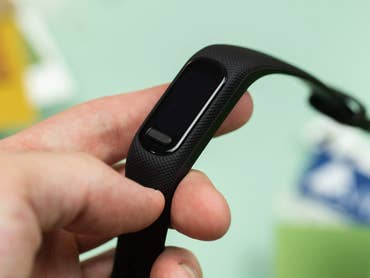 Garmin Vivoactive Smart Tracker