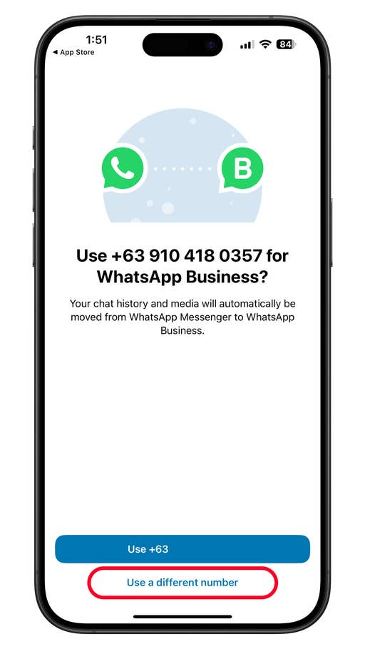Écran de configuration de WhatsApp Business avec une invite de numéro de téléphone et des options pour continuer ou changer de numéro.