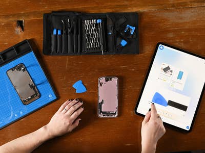 L'application iFixit et le chatbot FixBot AI d'aide à la réparation