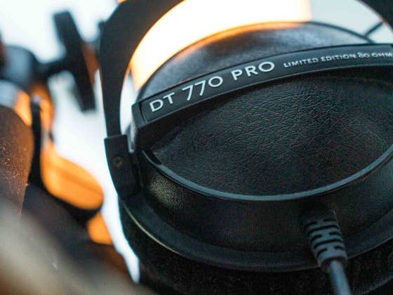 Le fil me branche à nouveau : pourquoi je laisse tomber les écouteurs Bluetooth