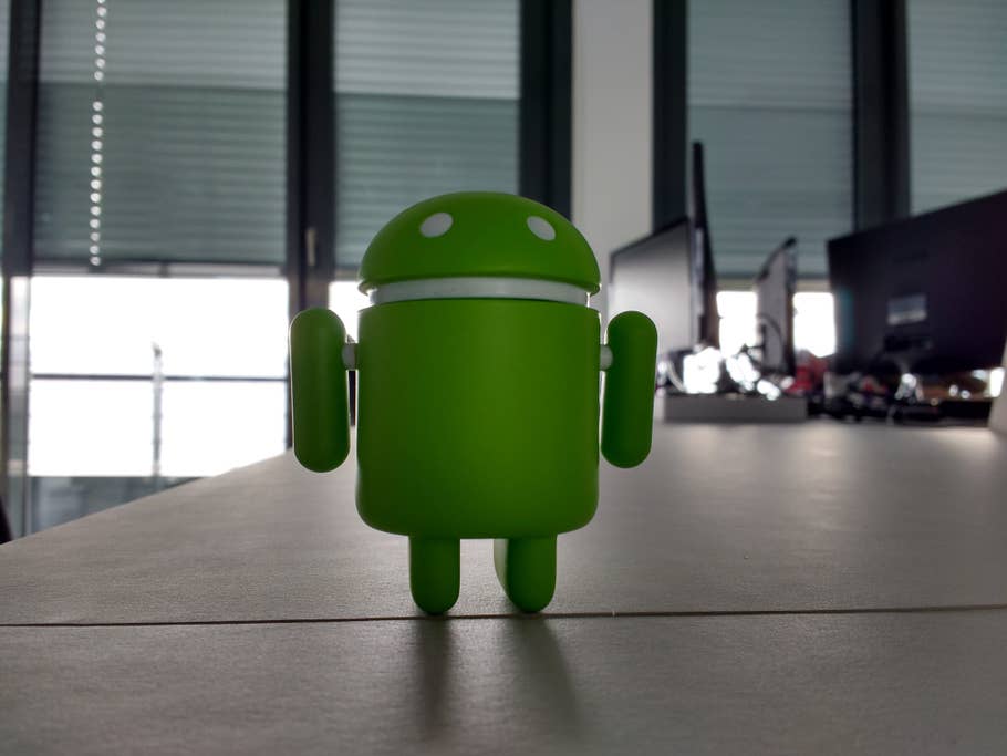 Intérieur sans flash.