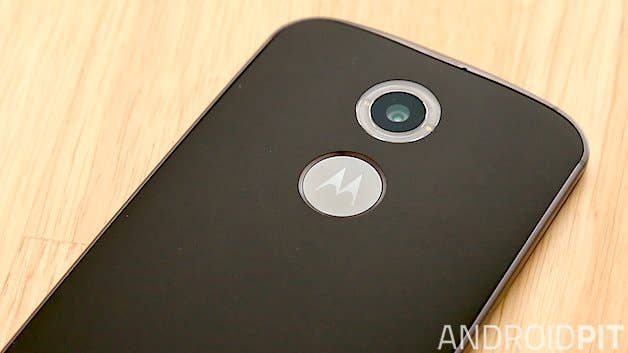 moto x back close