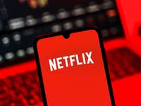 Logo Netflix sur smartphone