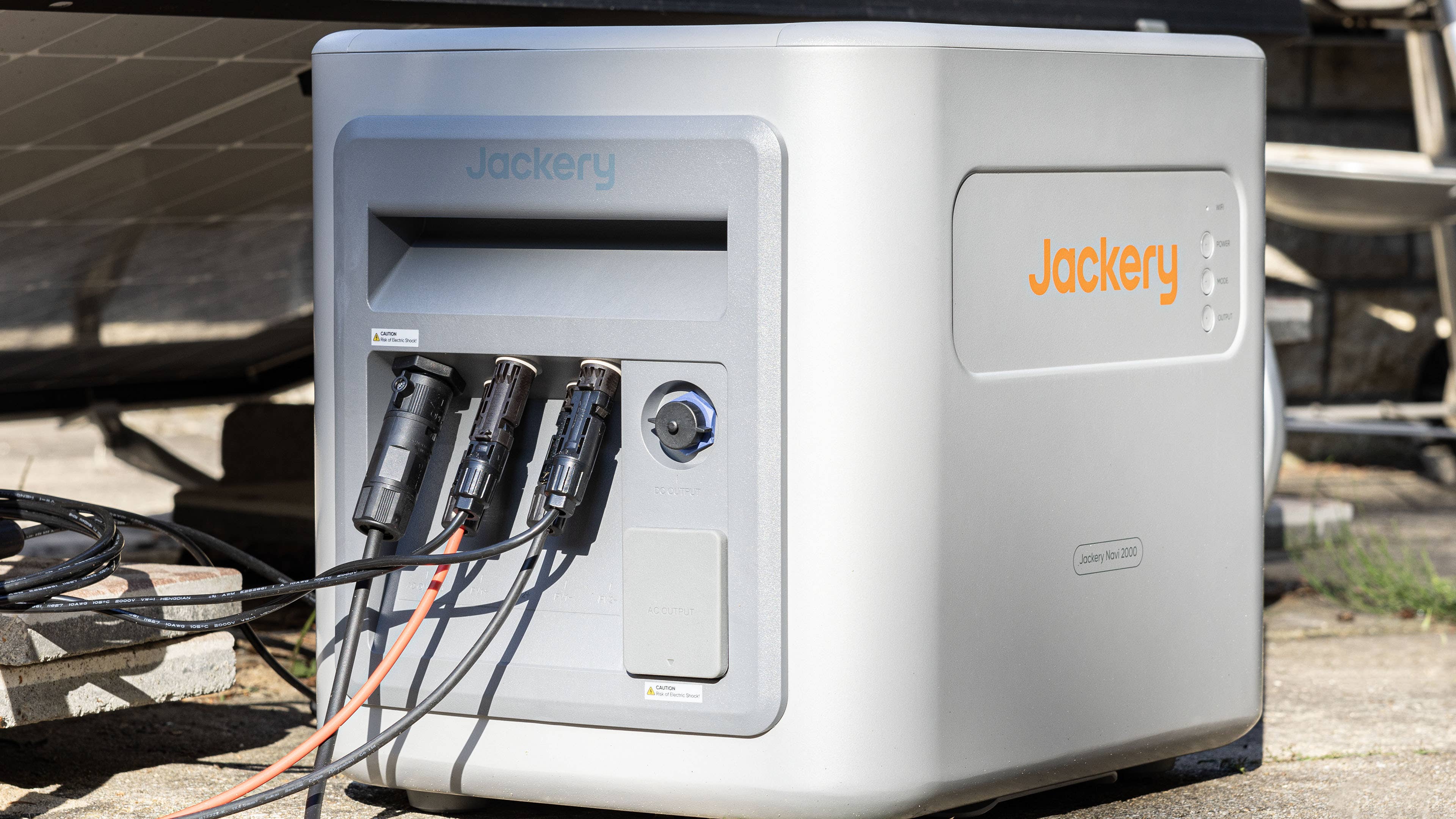 Les 4 prises MC4 de la Navi 2000