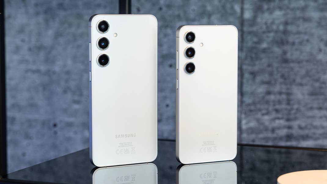 Comparaison côte à côte des Samsung Galaxy S24+ et Samsung Galaxy S24