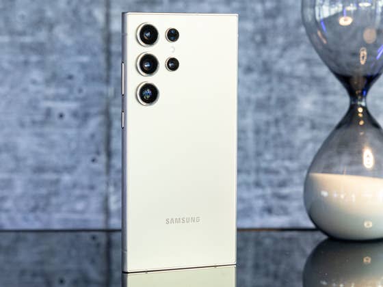 Galaxy S25: Samsung pourrait enfin résoudre le problème des mises à jour sur ses smartphones