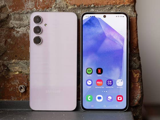 Galaxy A55: Samsung adopte enfin les mises à jour rapides d’Android après des années d’attente