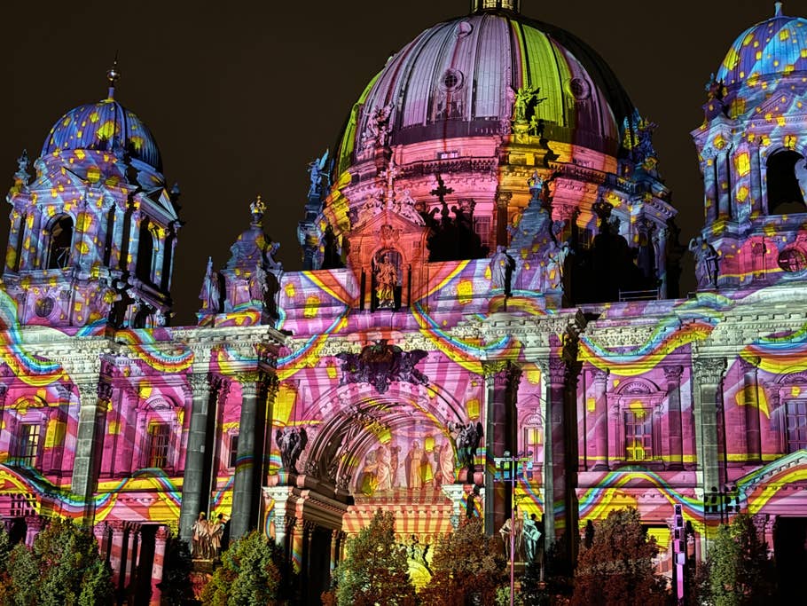 Apple iPhone 15 camera samples