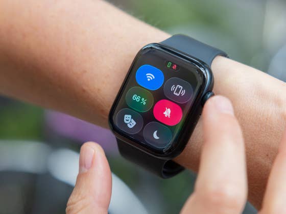 Votre vieille Apple Watch vient de recevoir 10 puissantes fonctionnalit&eacute;s avec watchOS 26
