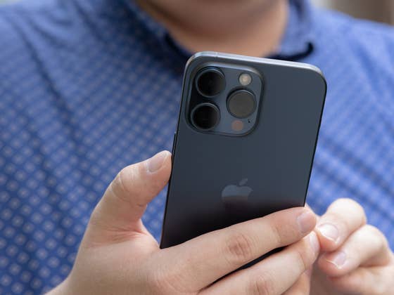 L&rsquo;iPhone 15 Pro Max est &agrave; un prix sexy avec ce bon plan sur ce forfait 5G