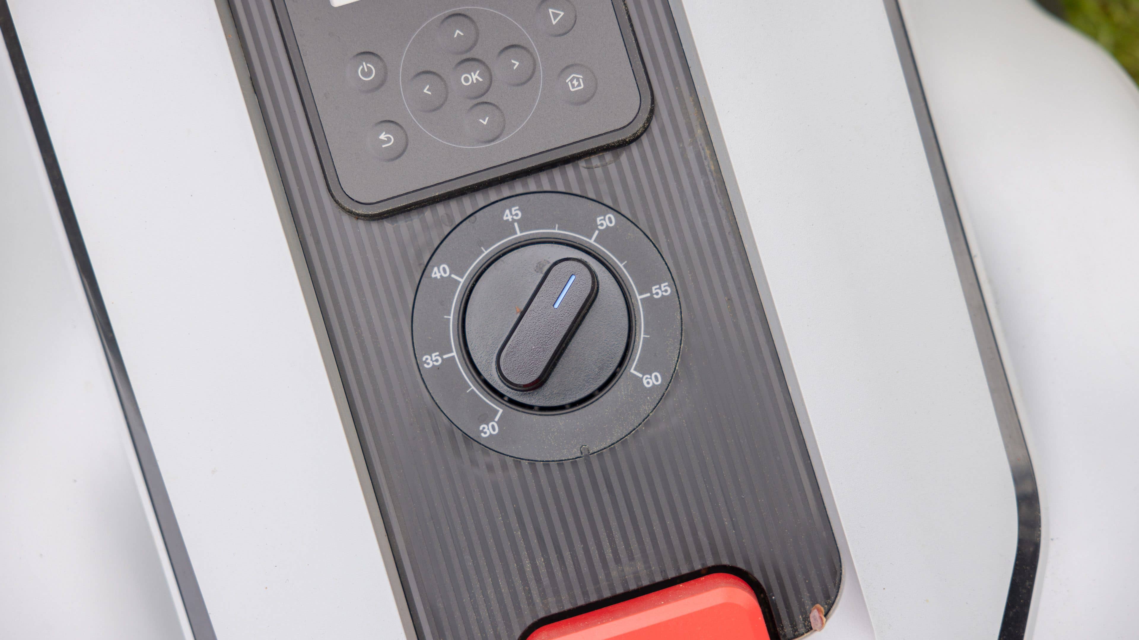 Les commandes de l'Ecovacs Goat G1-800