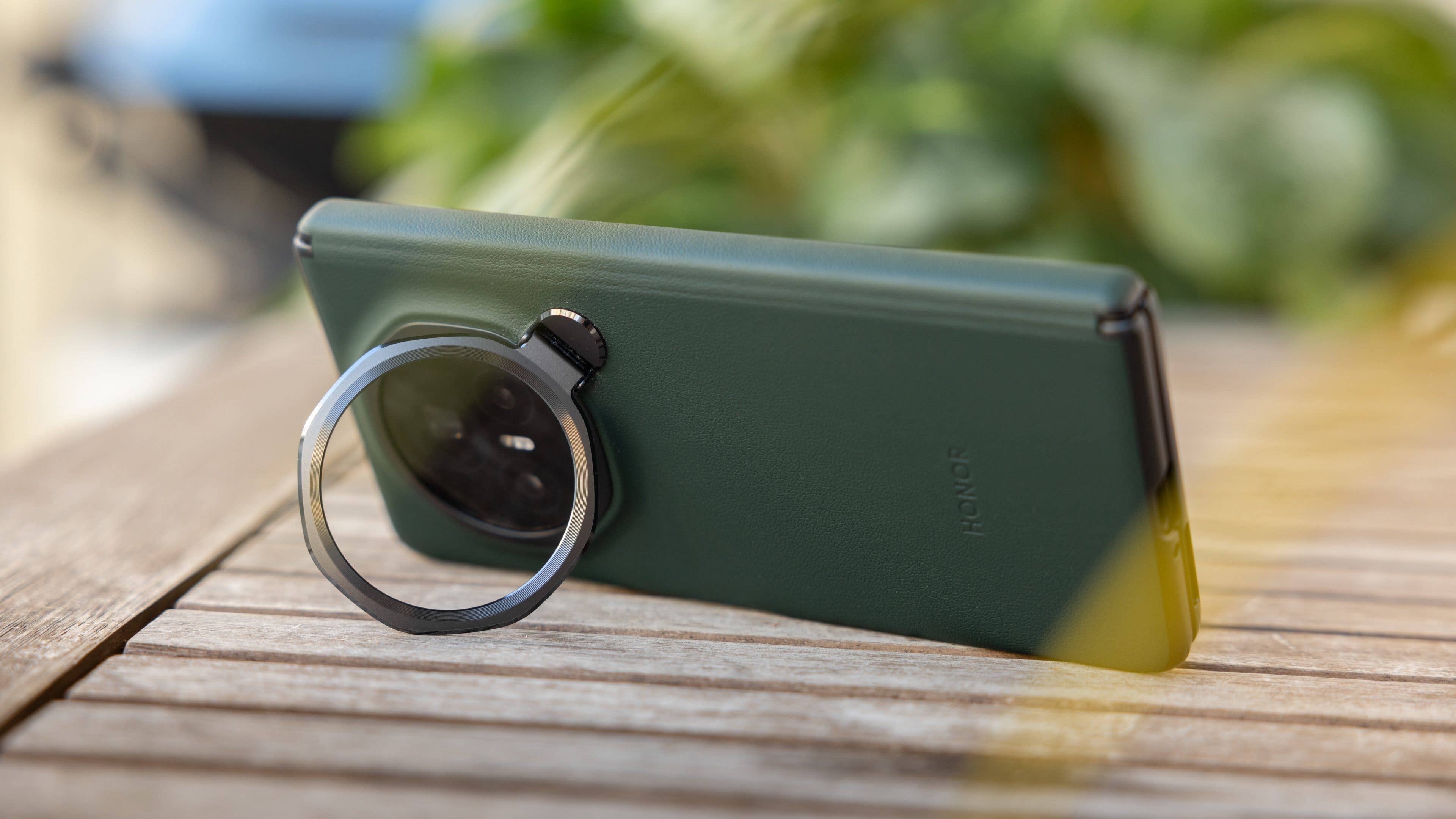 La protection métallique du Honor Magic V3 La protection métallique du Honor Magic V3