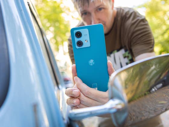 Test du Motorola Edge 40 Neo: &Eacute;cran 144 Hz et IP68 &agrave; moins de 400 euros