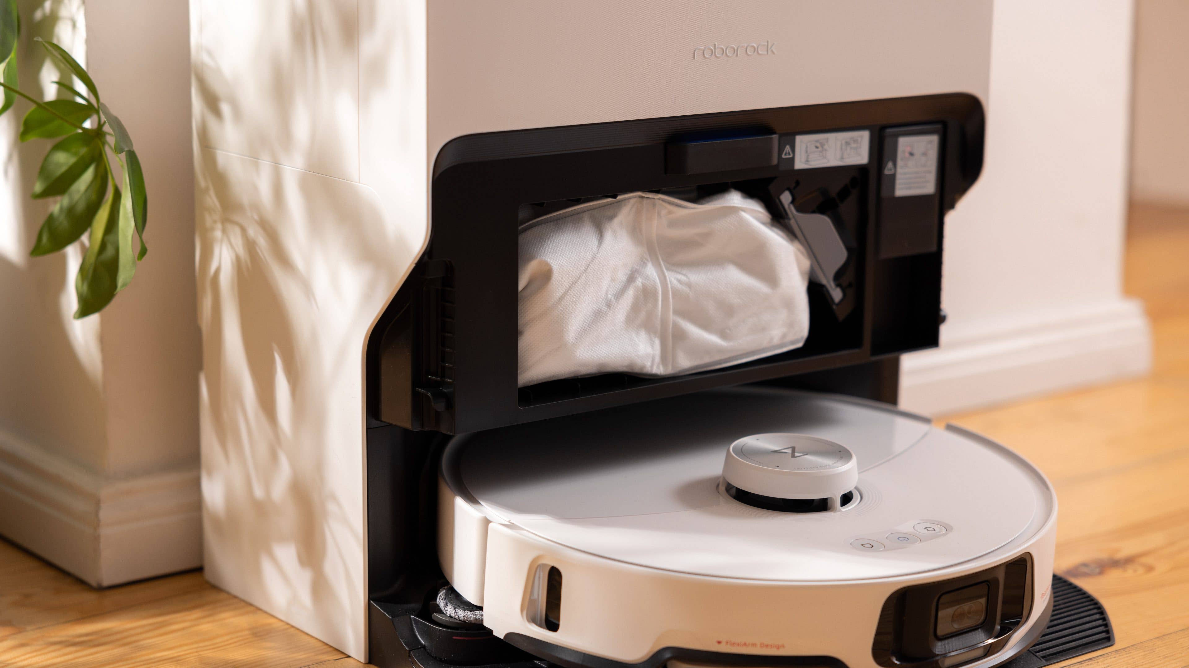 Le récipient de produit de nettoyage de 580 ml du Roborock S8 MaxV Ultra