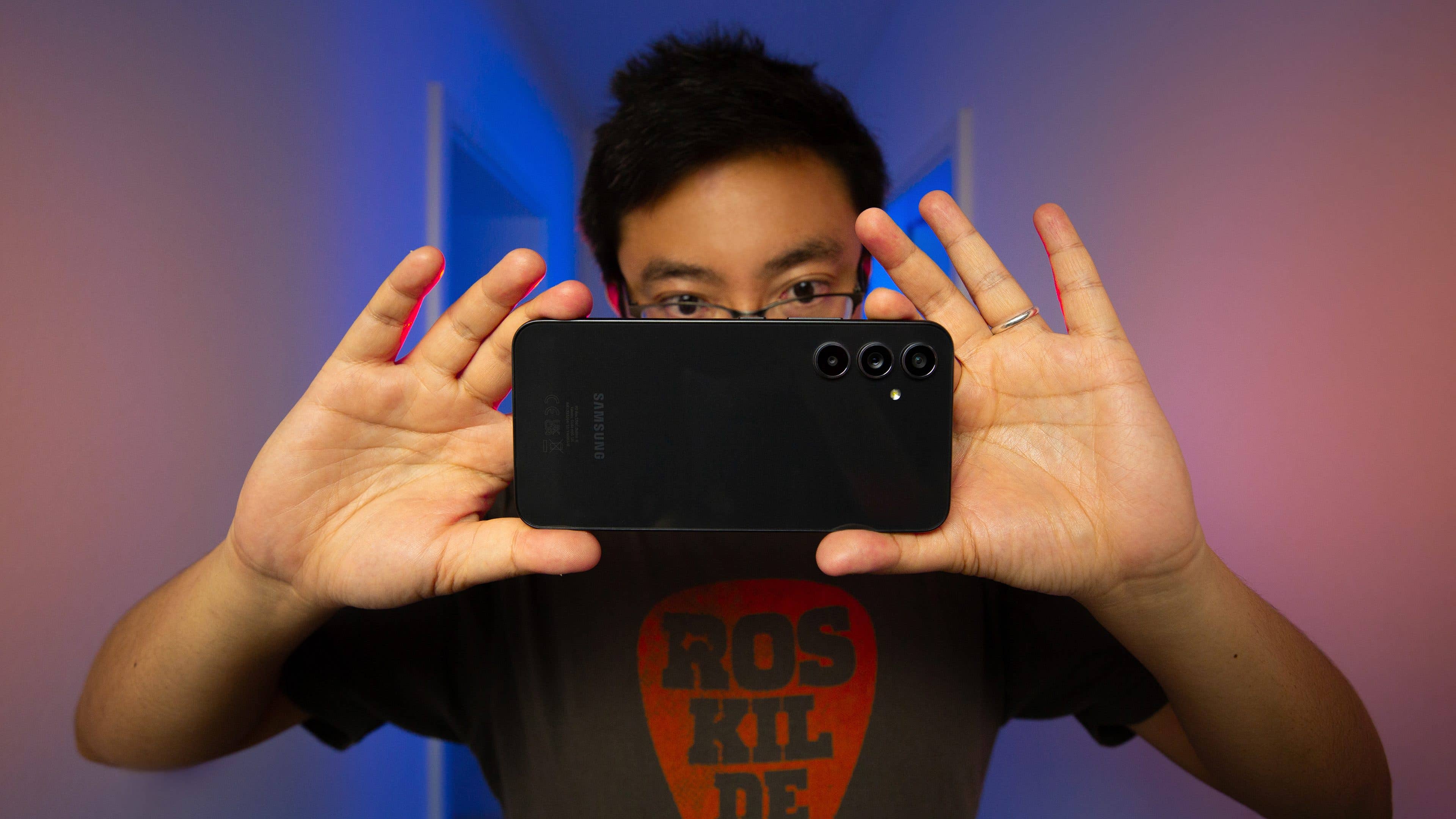 Samsung Galaxy A54 Samsung Galaxy A54