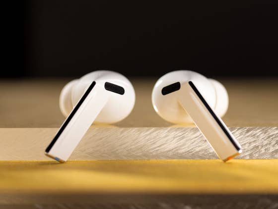 Vos Galaxy Buds 3 Pro ne se rechargent pas? Voici peut-être la raison (et la solution)