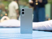 Le Samsung Galaxy S25 Edge passé en revue.