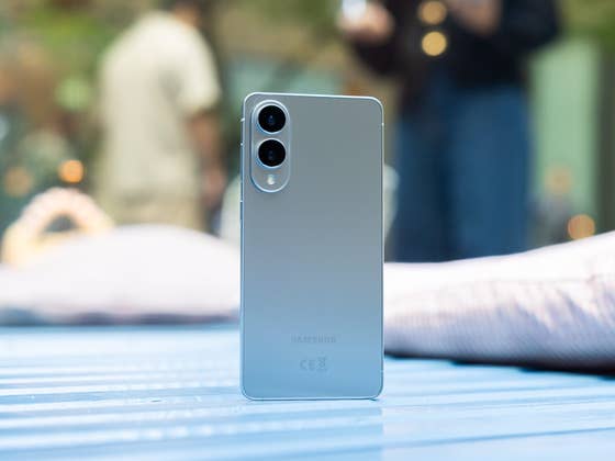 Samsung surprend les fans avec une gamme S26 limitée