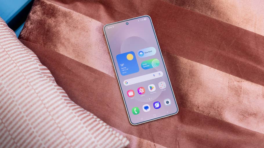 Affichage en résolution 3K avec des bords très fins.