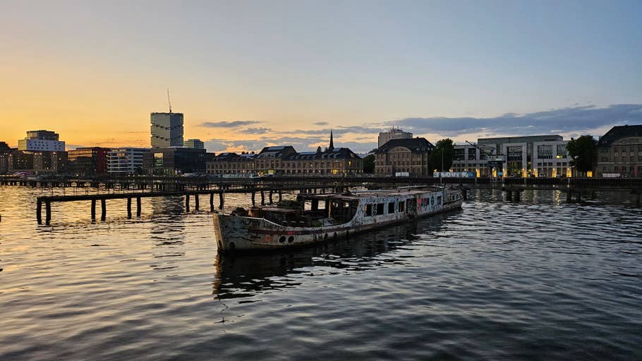 Samsung Galaxy Z Flip 5, review, camera samples