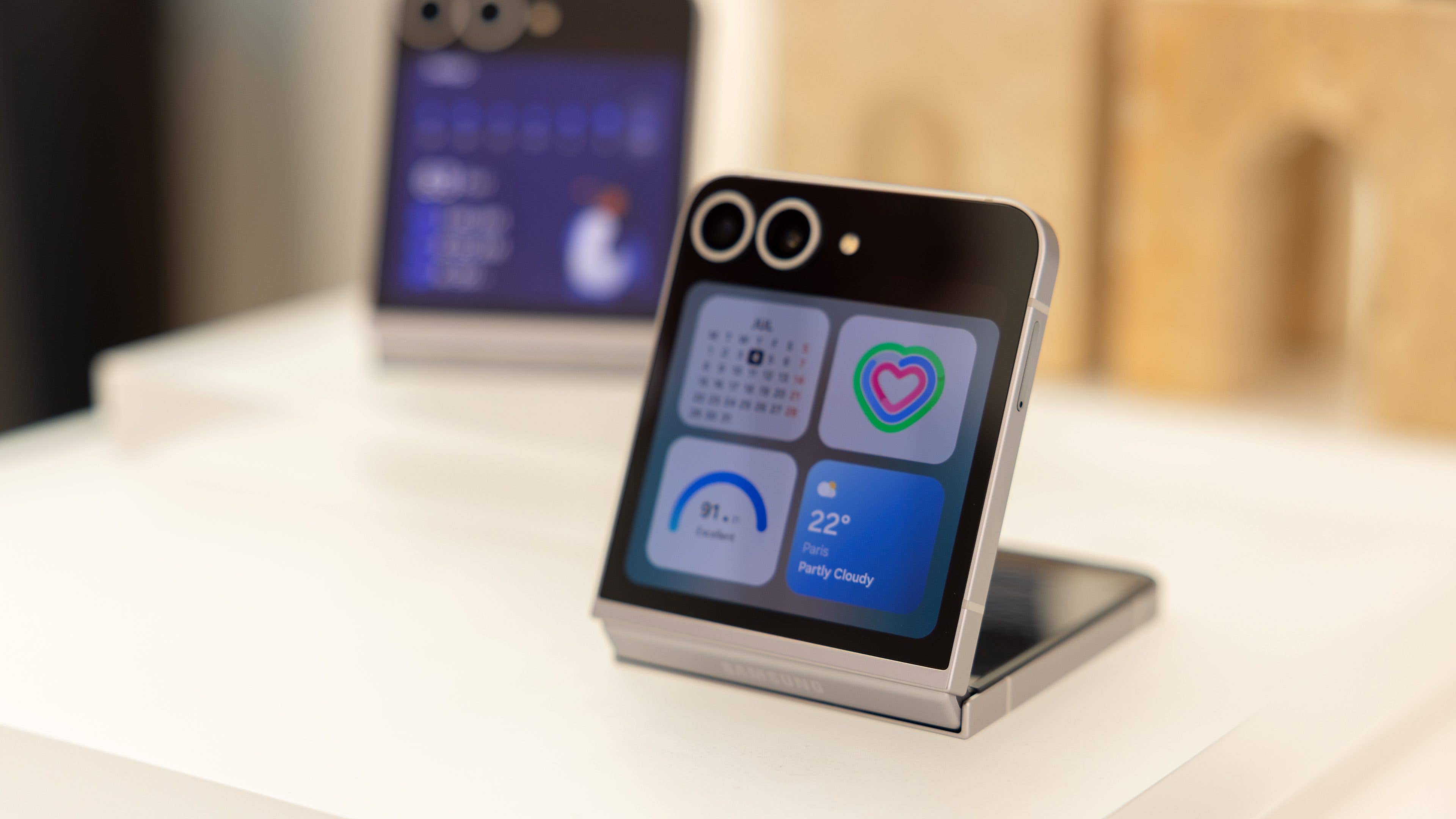 L'écran de couverture du Samsung Galaxy Z Flip 6