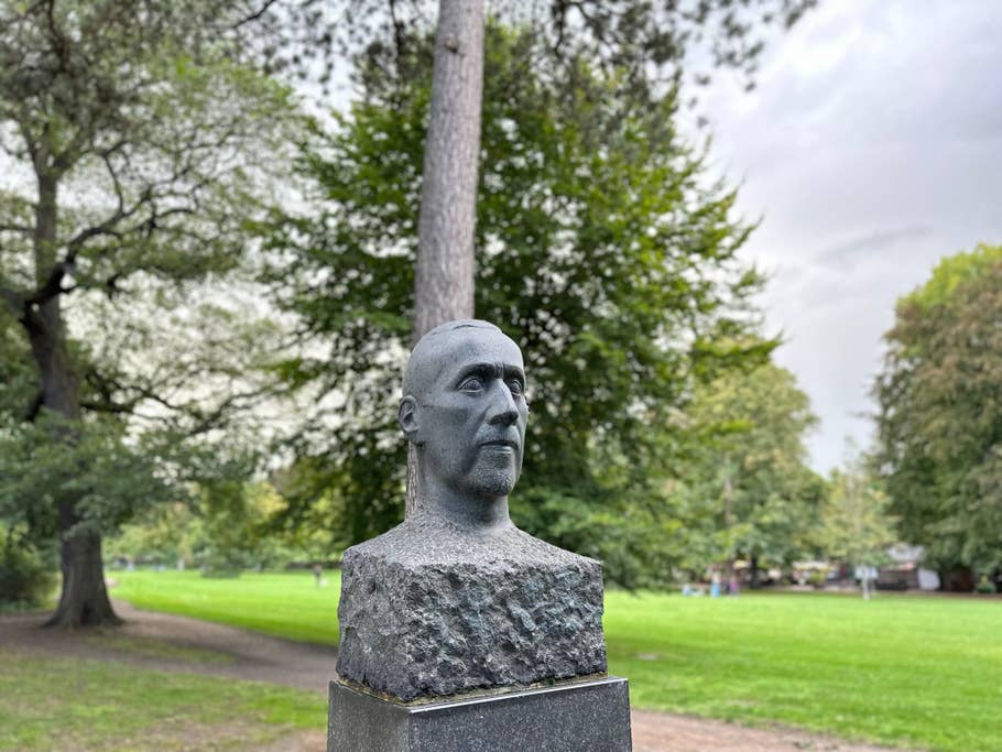 Apple iPhone 14 Pro Max test photo