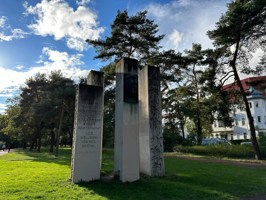 Apple iPhone 14 Pro Max test photo