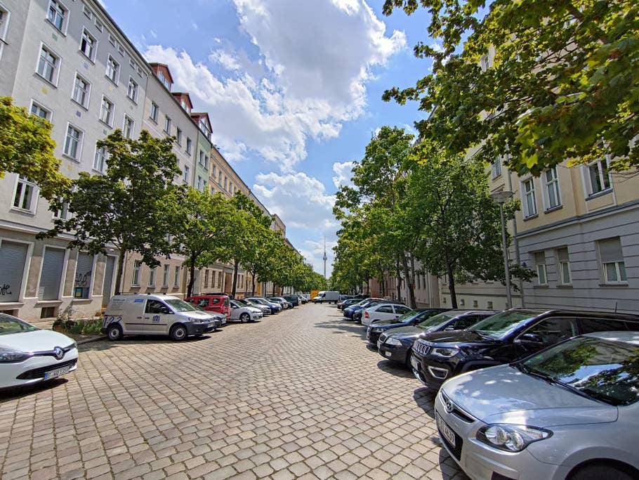 Asus ROG Phone 6 Pro Test Photo