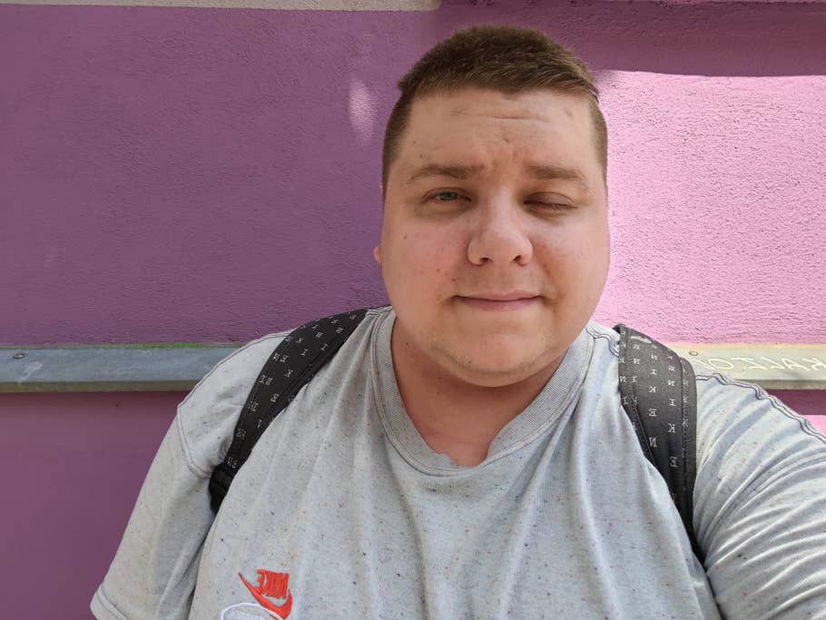 Asus ROG Phone 6 Pro Test Photo