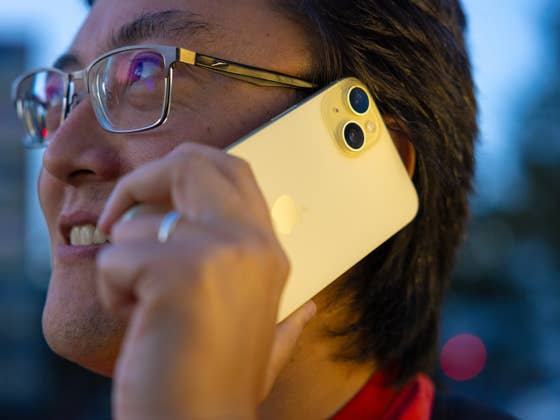 Test de l’iPhone 15 Plus: Grand écran, petits changements