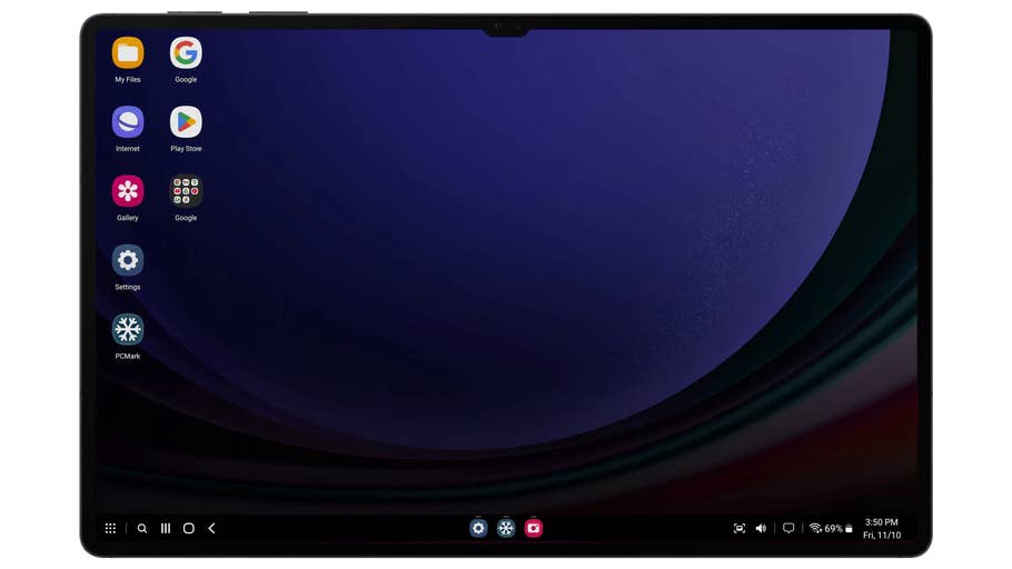 Capture du0027écran prise sur la Samsung Galaxy Tab S9 Ultra montrant lu0027interface One UI en mode DeX, comme sur un PC portable
