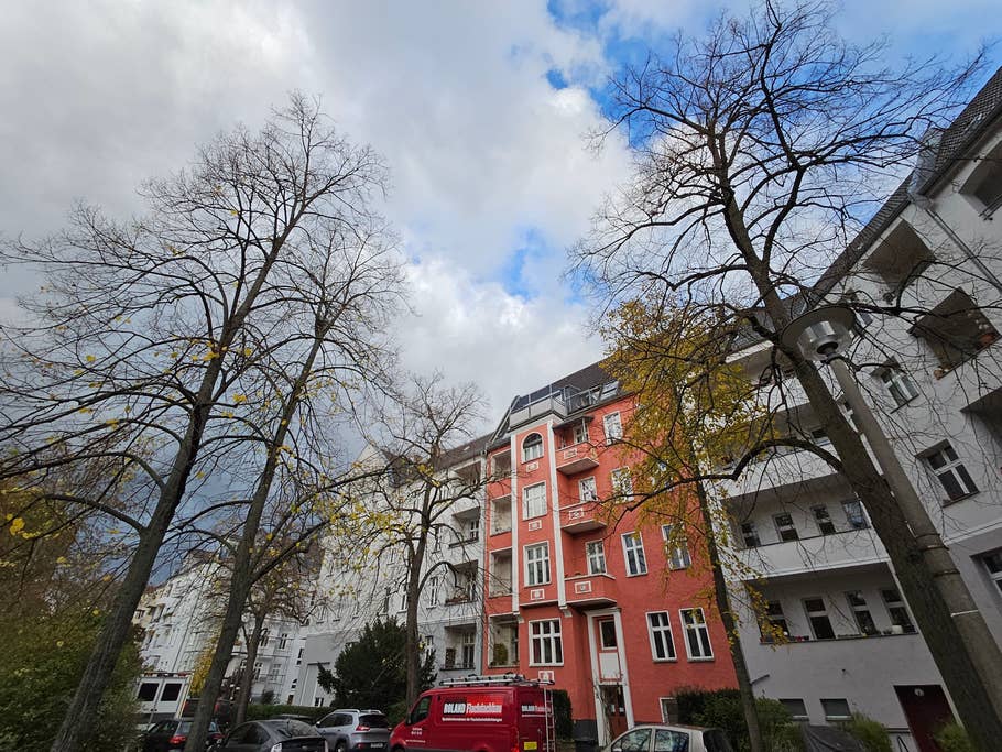 Une photo prise de jour avec lu0027objectif ultra grand angle de la Samsung Galaxy Tab S9 Ultra